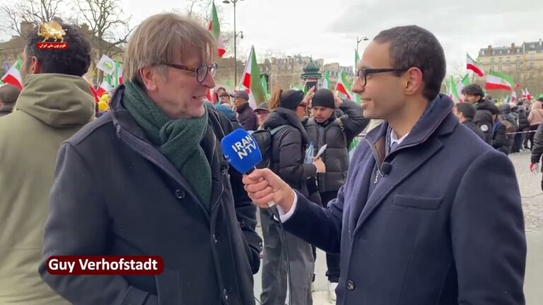 Guy-Verhofstadt-to-Simay-Azad